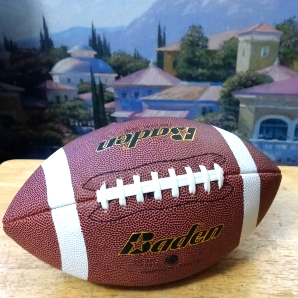 🏈Baden Pro Touchdown Soft Composite Leather Football,like🆕,Nice Gift. 🎁
